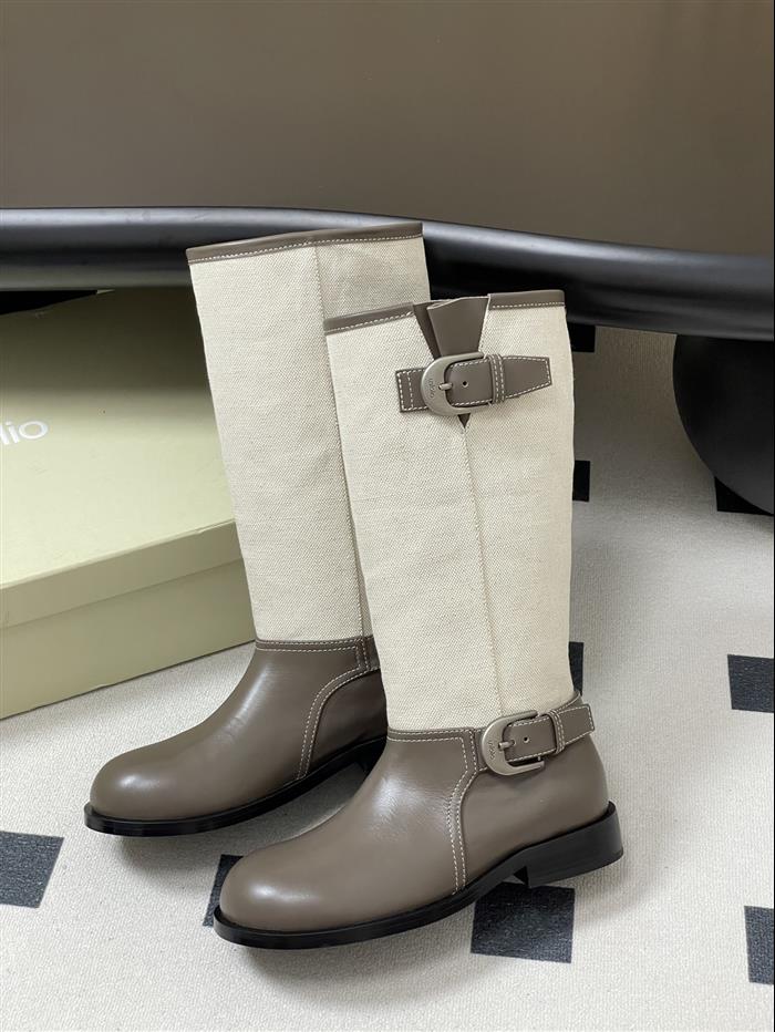 20251128175425341 390